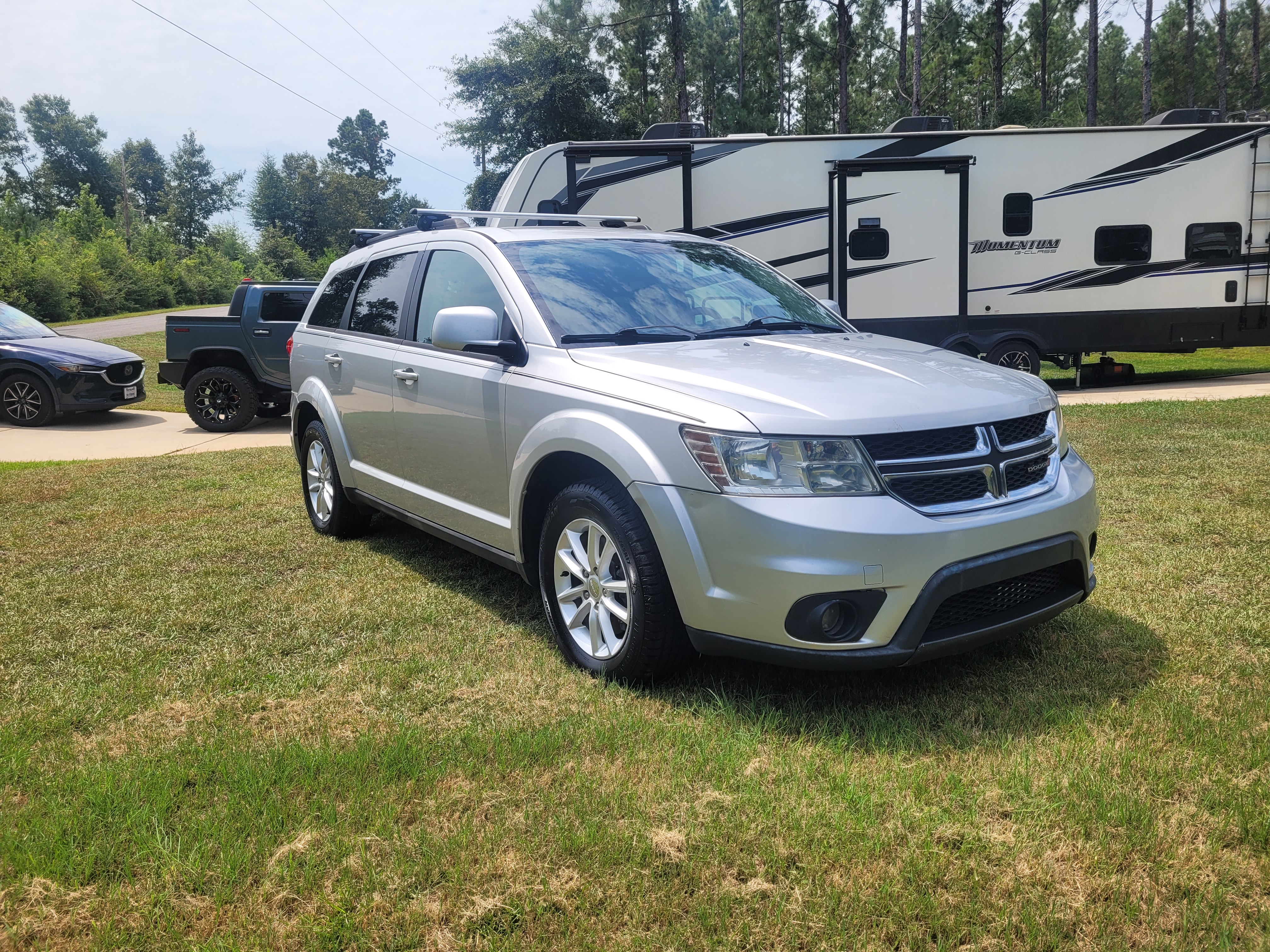 Used 2013 Dodge Journey SXT w/ Comfort/Convenience Group AWD/4WD image 2
