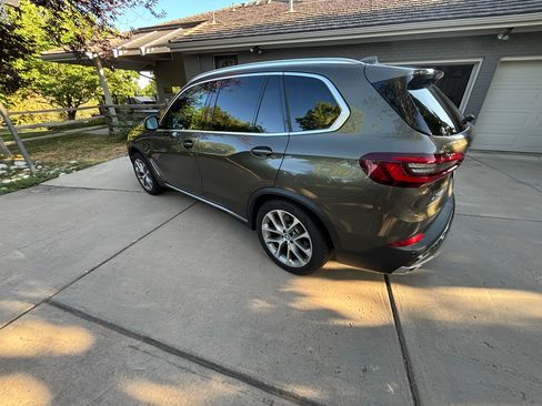 Used 2020 BMW X5 xDrive40i w/ Premium Package AWD/4WD image 1