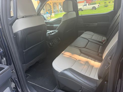 Used 2023 Ford F150 Lightning Platinum AWD/4WD image 14