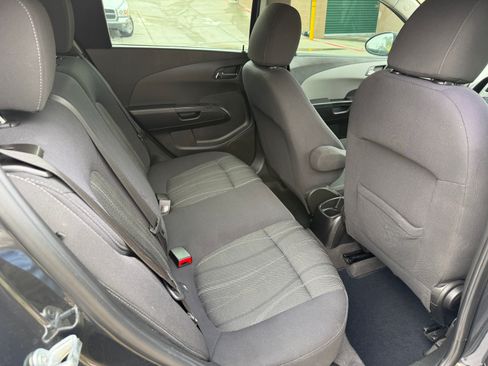 Used 2014 Chevrolet Sonic LT image 14