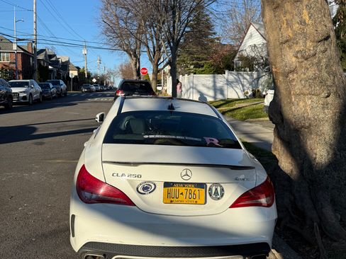 Used 2014 Mercedes-Benz CLA 250 4MATIC image 14