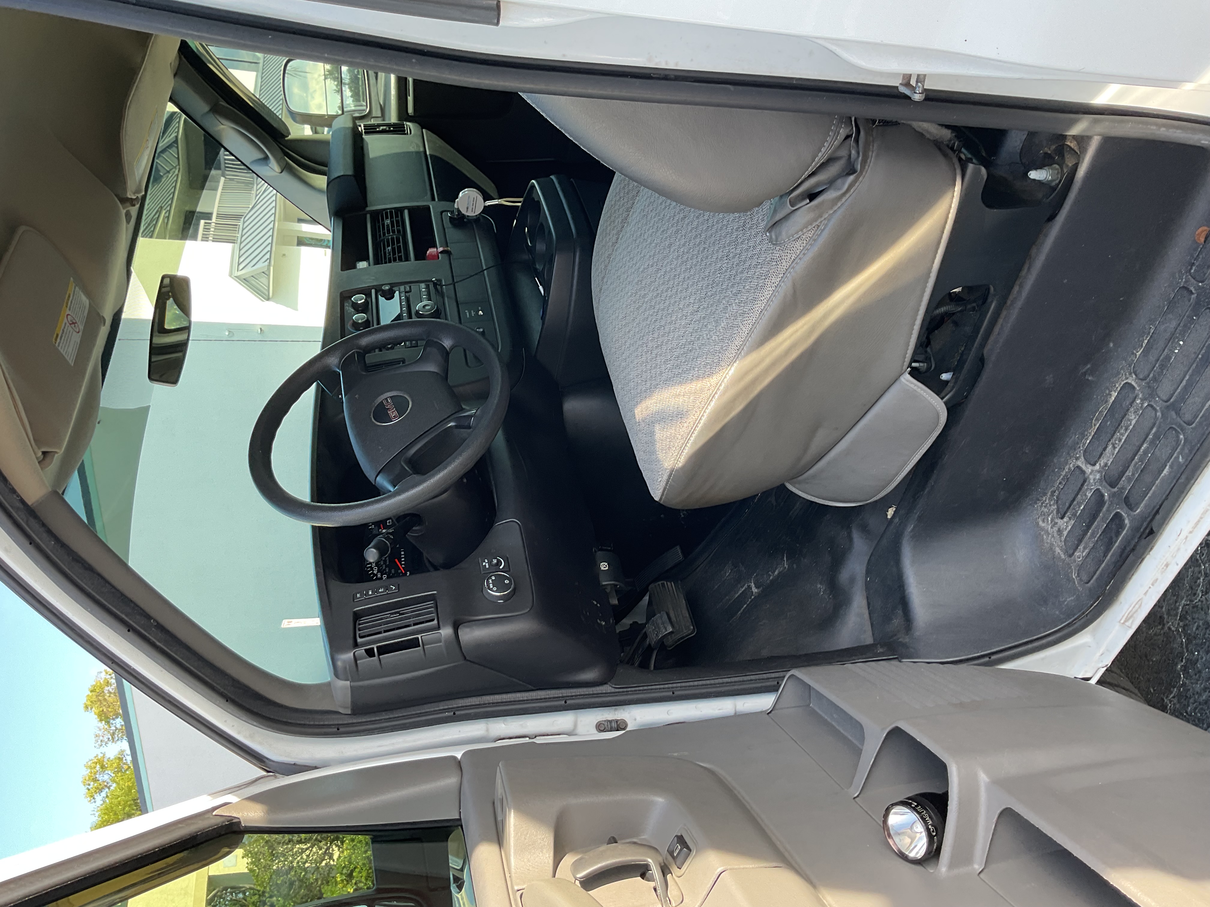 Used 2013 GMC Savana 2500 RWD image 10