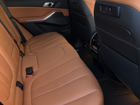 Used 2022 BMW X5 M50i w/ Executive Package image 15