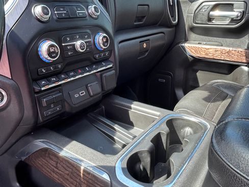 Used 2020 GMC Sierra 1500 Denali w/ Denali Premium Package AWD/4WD image 12