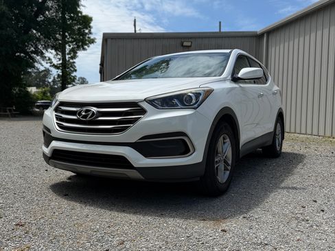 Used 2018 Hyundai Santa Fe Sport w/ Cargo Package FWD image 1