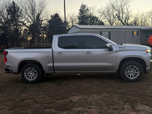 Used 2020 Chevrolet Silverado 1500 LT w/ All-Star Edition image 4
