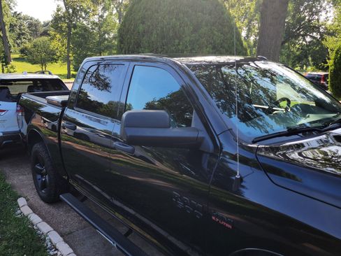 Used 2017 RAM 1500 Express w/ Black Ram 1500 Express Group image 21