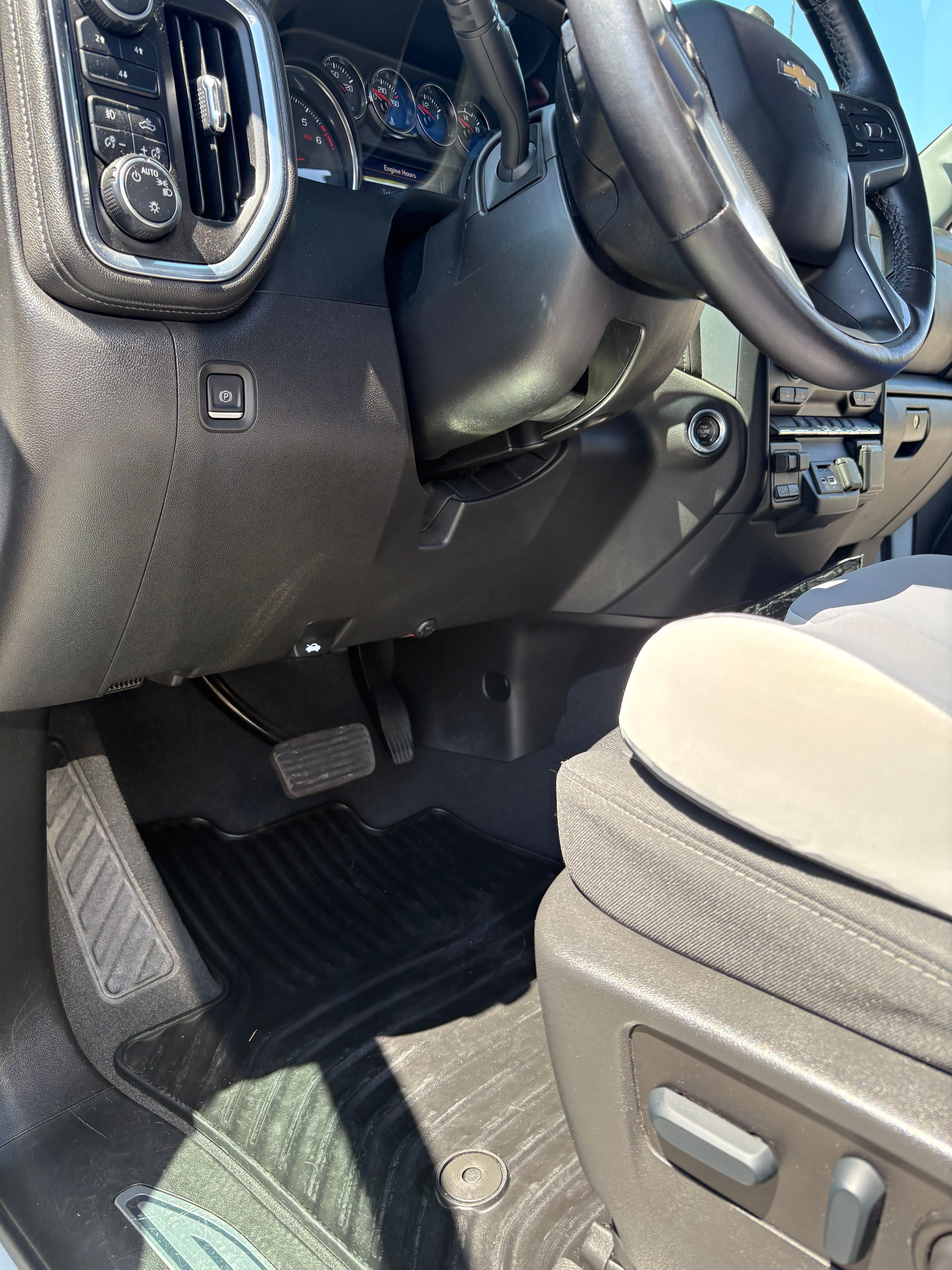 Used 2022 Chevrolet Silverado 2500 LT w/ Convenience Package AWD/4WD image 30