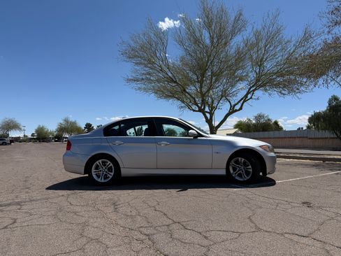 Used 2008 BMW 328i Sedan RWD image 5