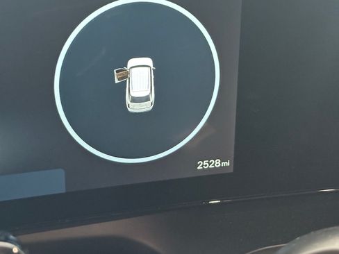 Used 2026 Hyundai Palisade Calligraphy image 2