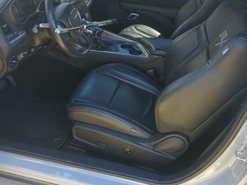 Used 2022 Dodge Challenger R/T w/ Blacktop Package image 7