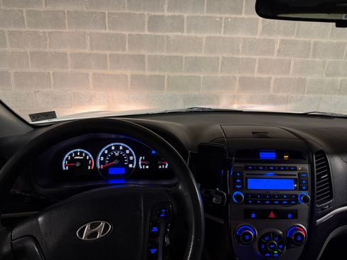 Used 2008 Hyundai Santa Fe GLS FWD image 16