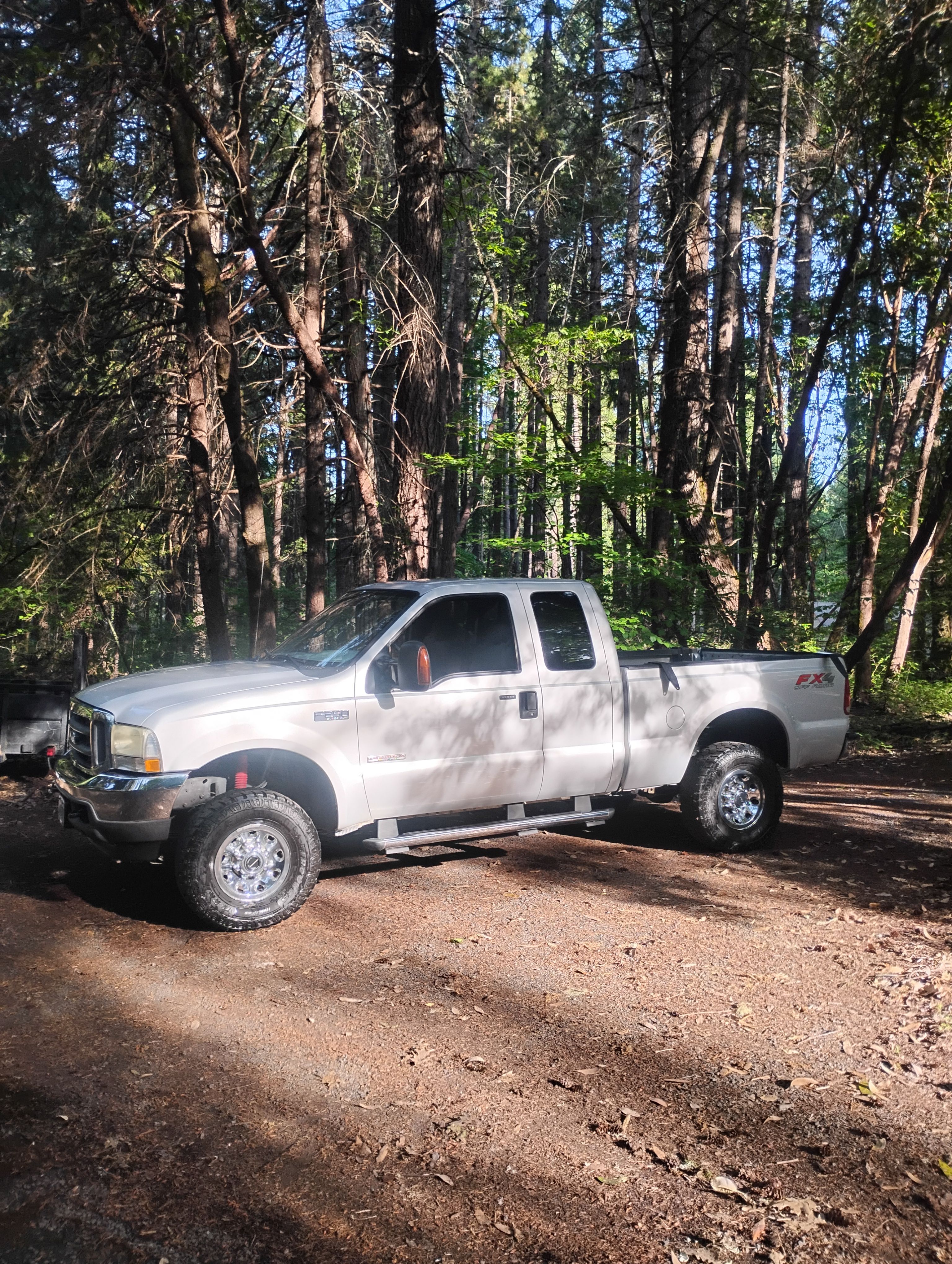 Used 2004 Ford F250 XLT AWD/4WD image 12