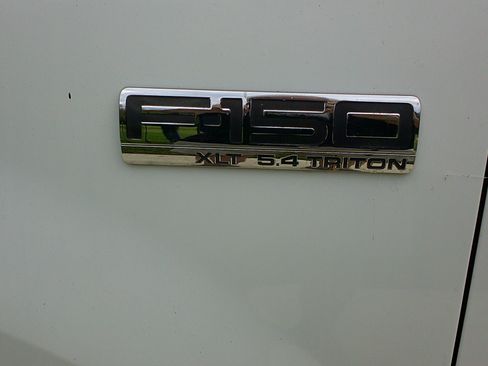 Used 2007 Ford F150 XLT image 2
