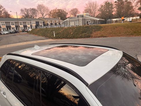 Used 2015 BMW X5 xDrive35i image 9