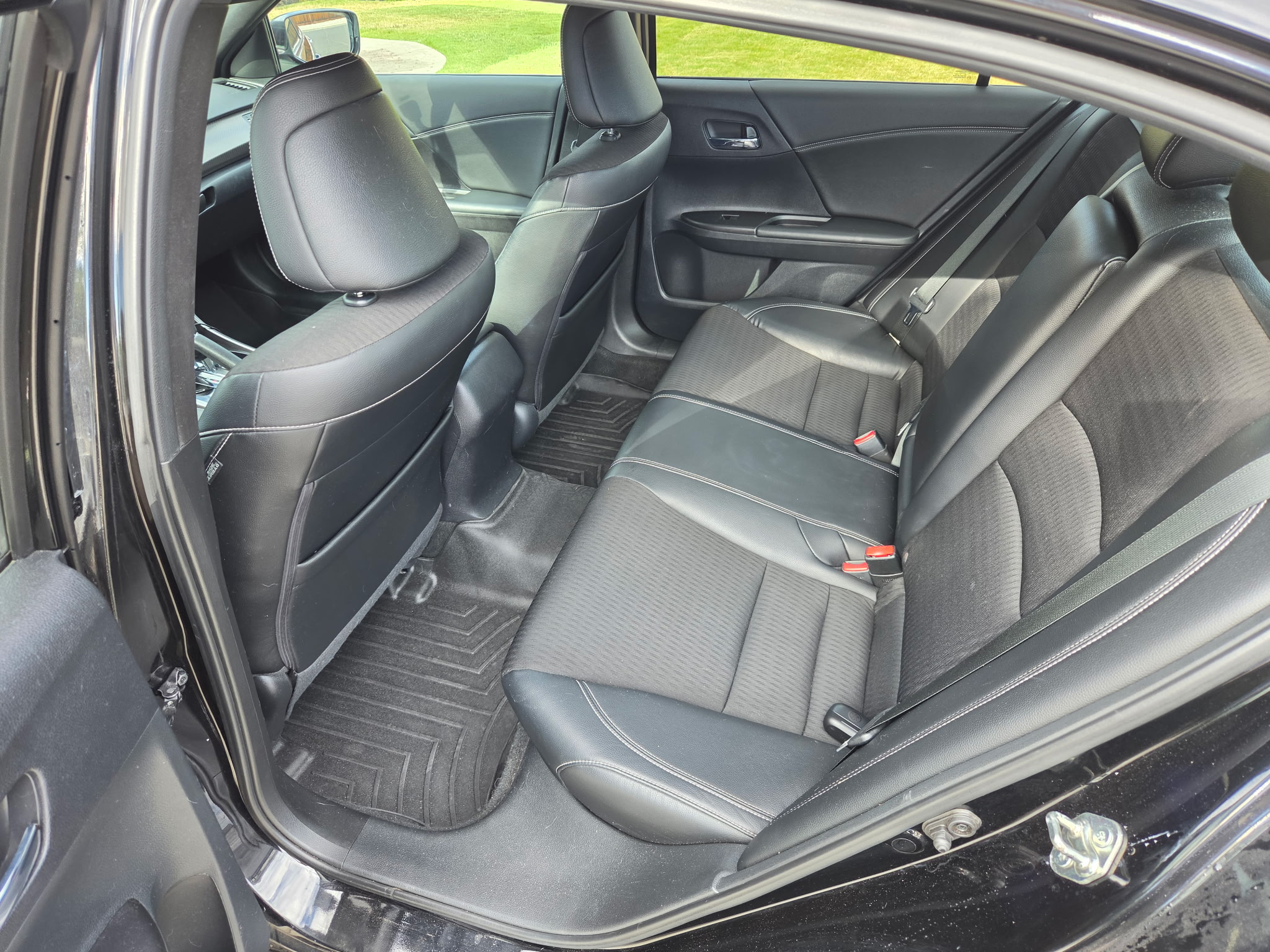 Used 2016 Honda Accord Sport image 6