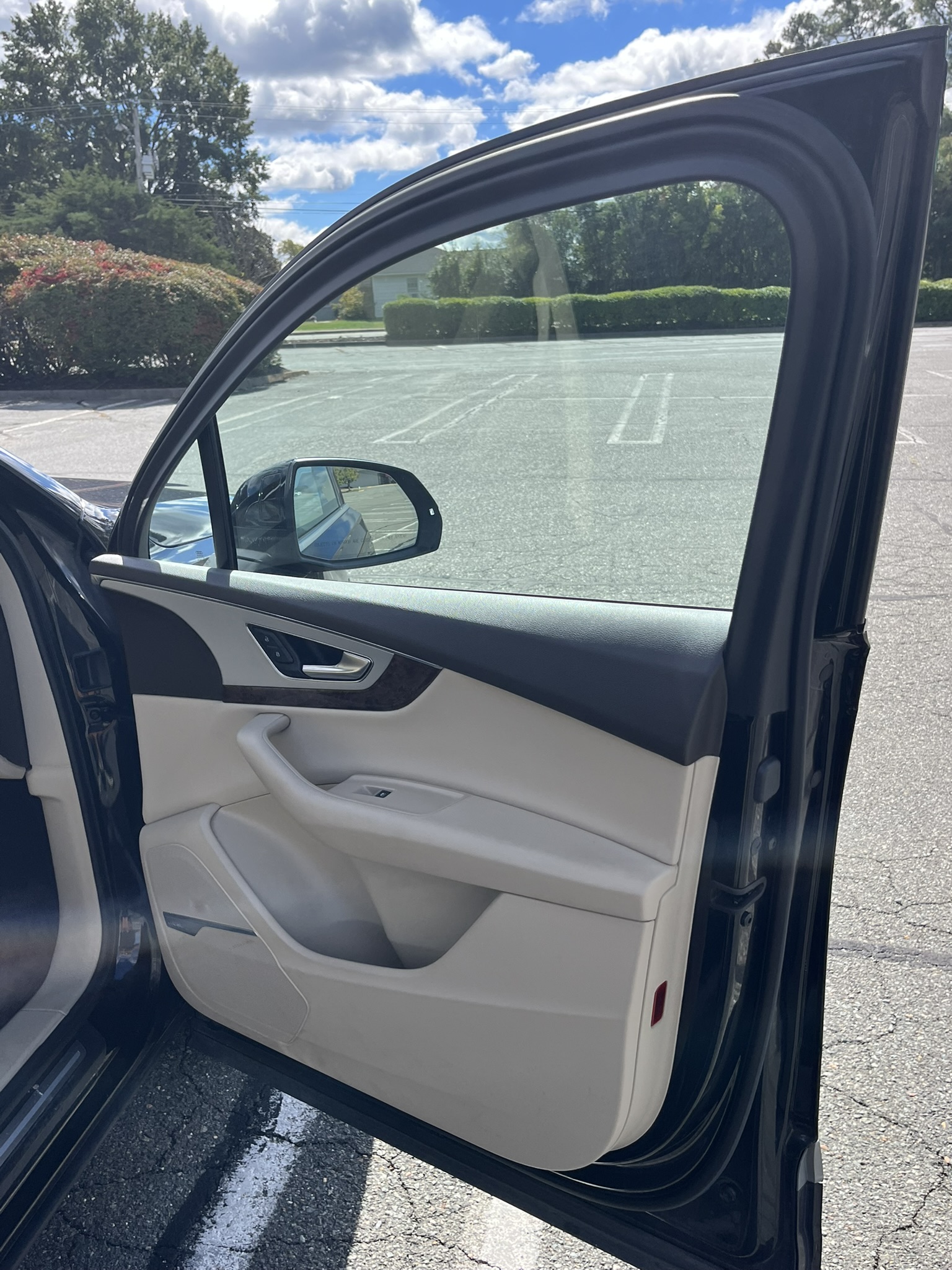 Used 2018 Audi Q7 2.0T Premium Plus AWD/4WD image 14