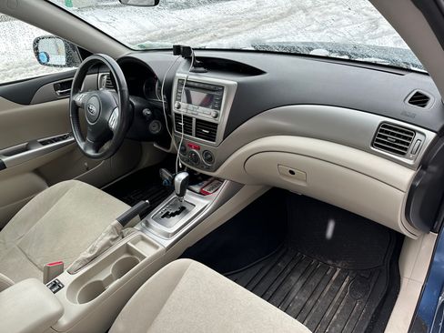 Used 2010 Subaru Impreza 2.5i Premium image 8