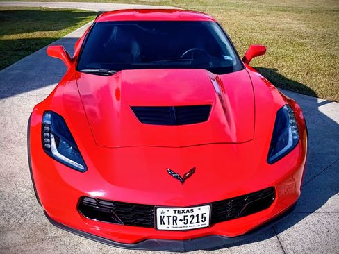 Used 2016 Chevrolet Corvette Z06 image 2