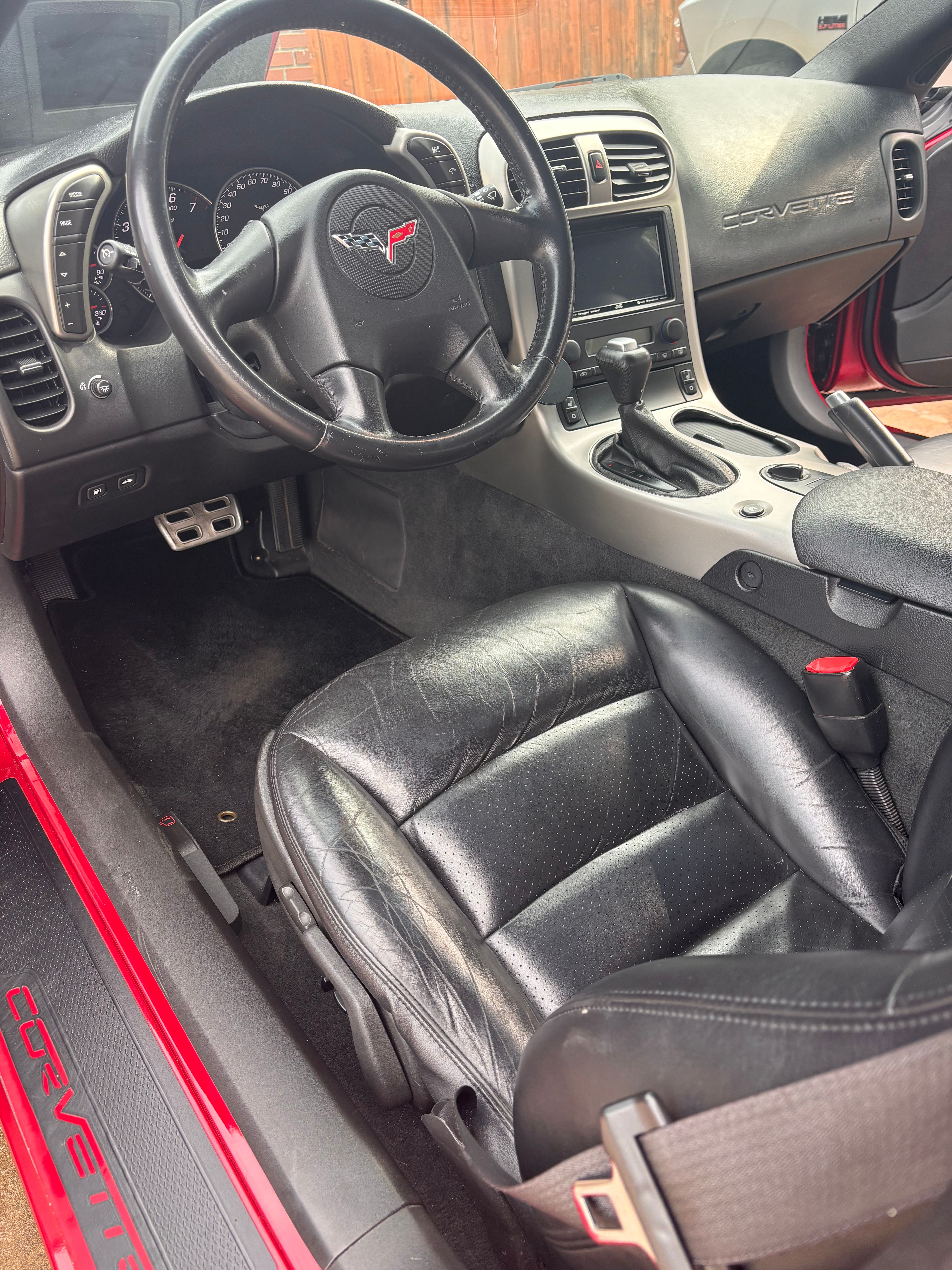 Used 2005 Chevrolet Corvette Coupe w/ Preferred Equipment Group RWD image 15