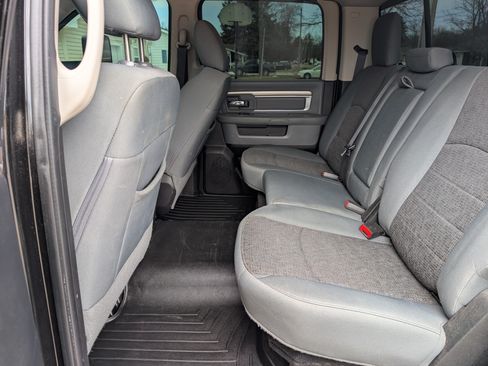 Used 2017 RAM 2500 Big Horn image 9