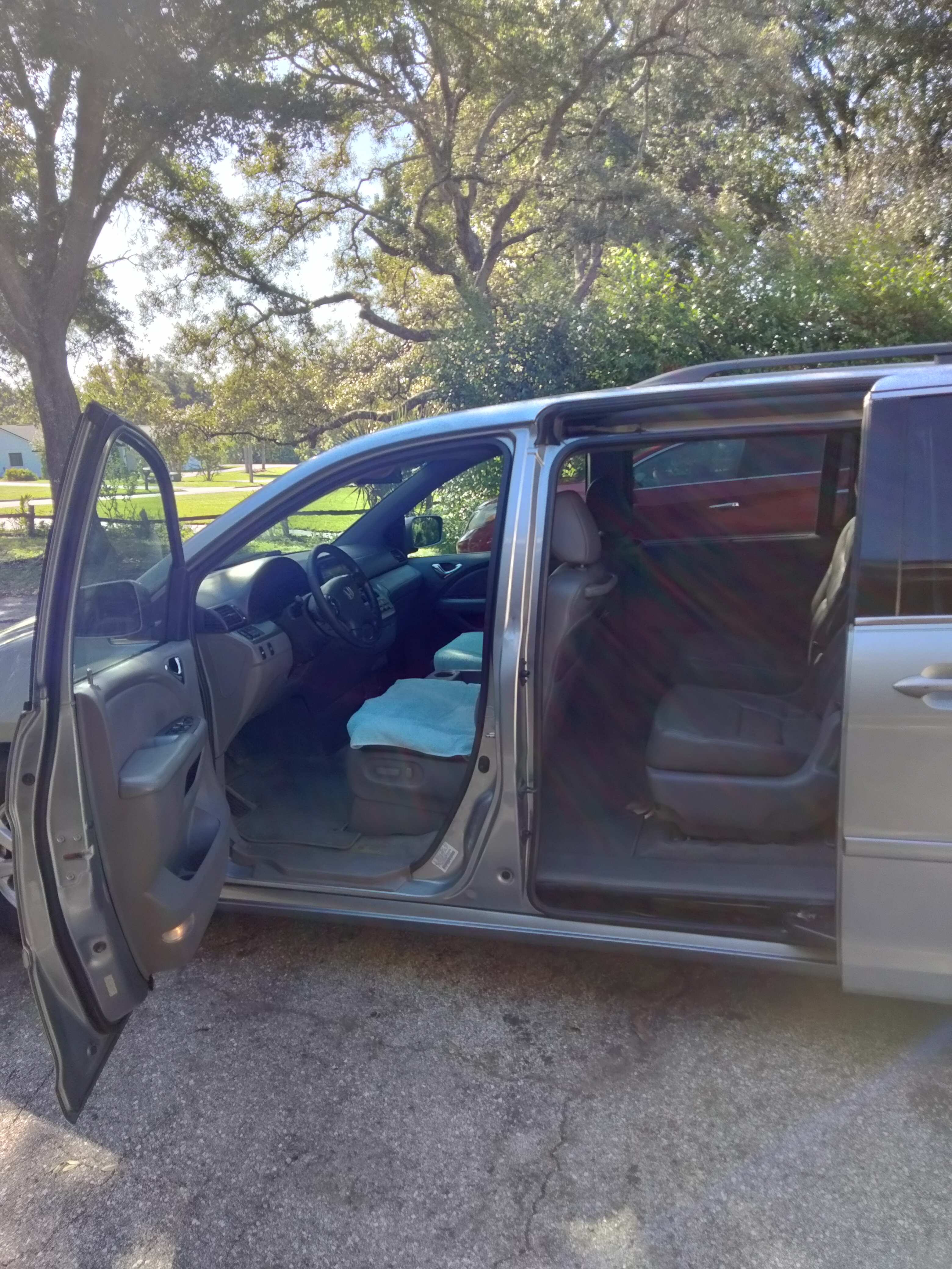 Used 2010 Honda Odyssey EX-L image 10