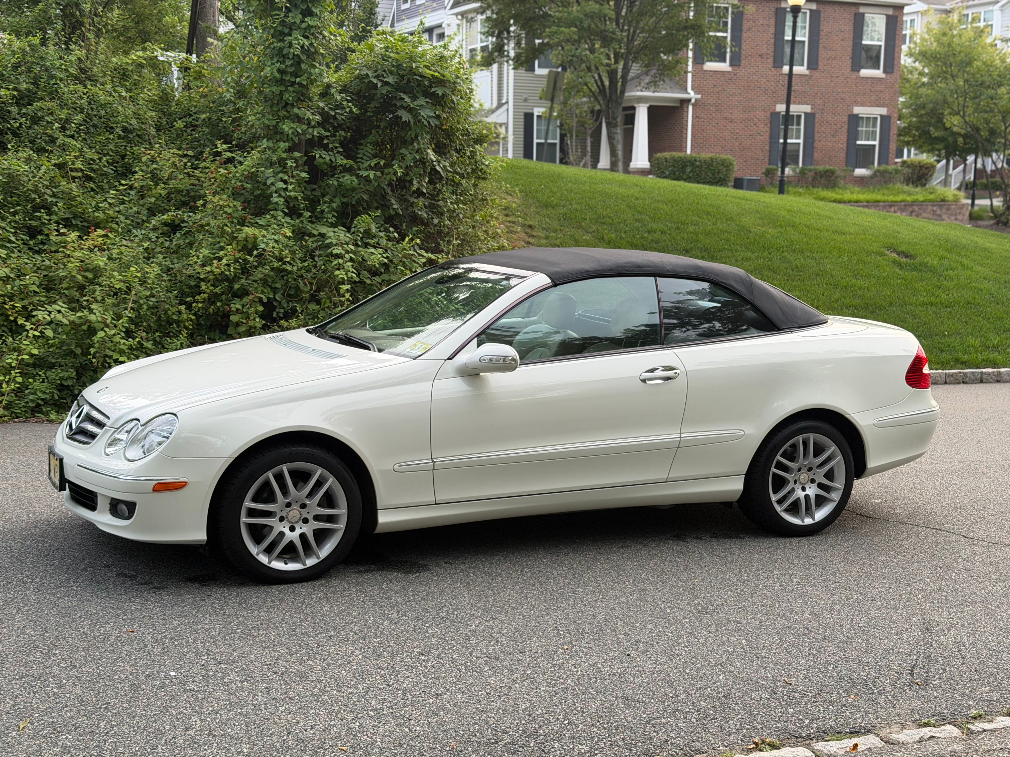 Used 2007 Mercedes-Benz CLK 350 Cabriolet image 4