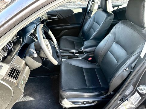 Used 2015 Honda Accord EX-L image 9