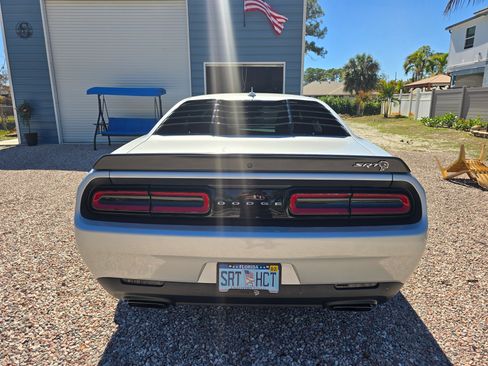Used 2023 Dodge Challenger SRT Hellcat RWD image 11