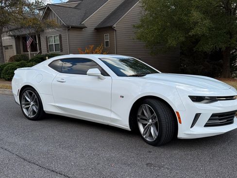 Used 2017 Chevrolet Camaro LT image 1