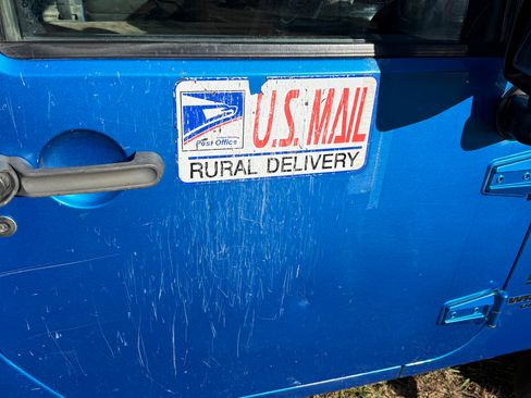 Used 2015 Jeep Wrangler Unlimited Sport image 4