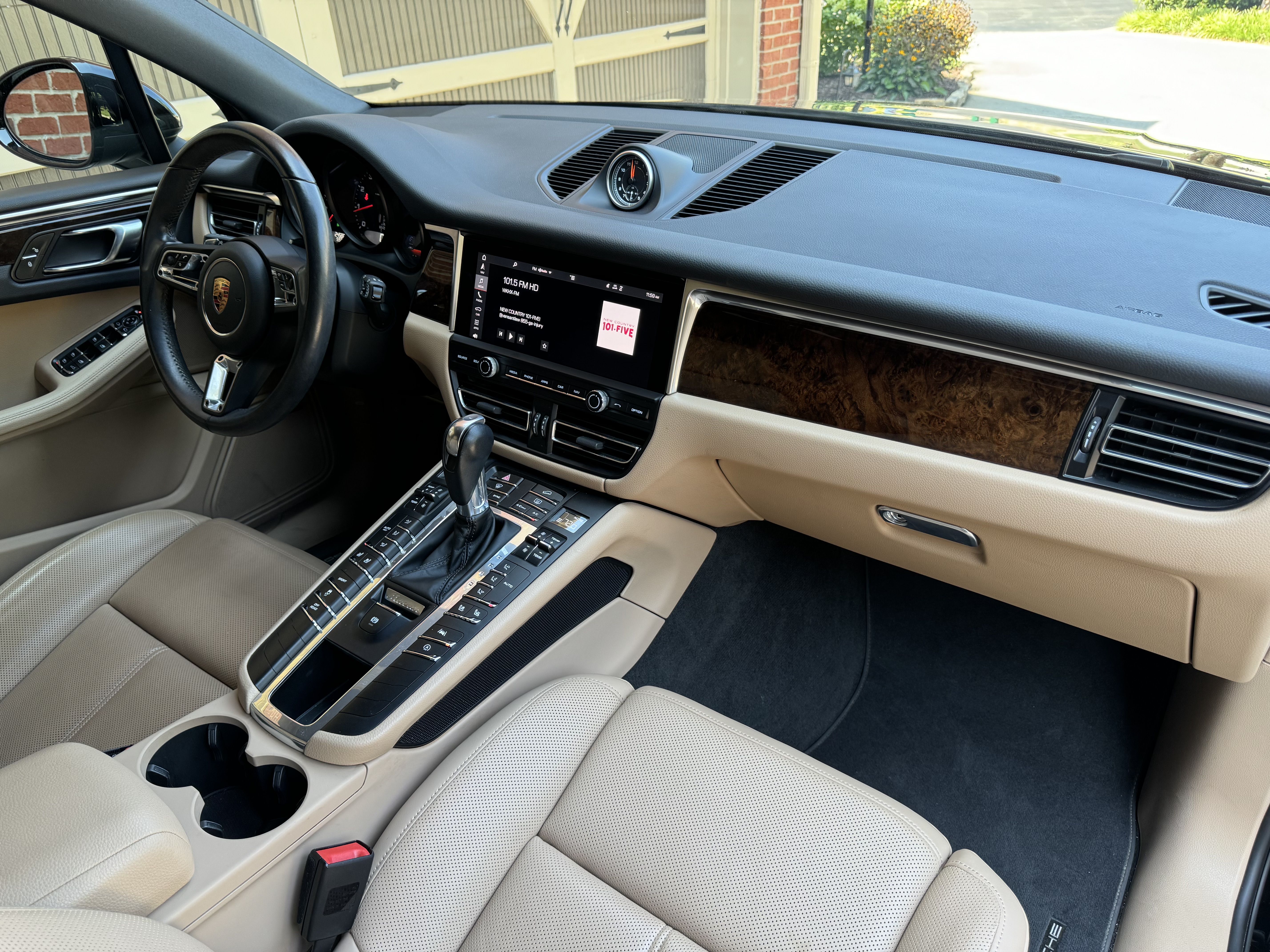 Used 2019 Porsche Macan AWD/4WD image 12