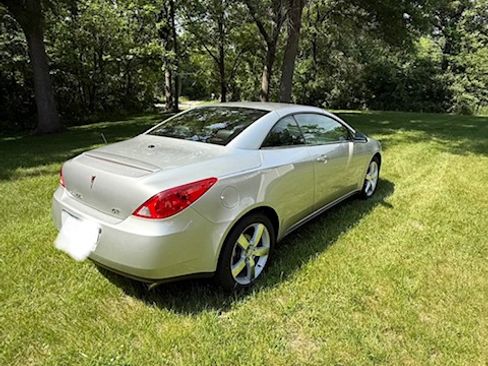 Used 2007 Pontiac G6 GT w/ Sport Package FWD image 12