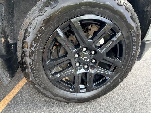 Used 2018 Chevrolet Silverado 1500 LT w/ All Star Edition AWD/4WD image 19