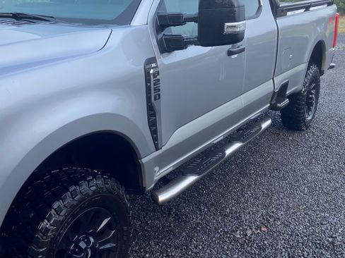 Used 2023 Ford F250 XL w/ FX4 Off-Road Package image 16