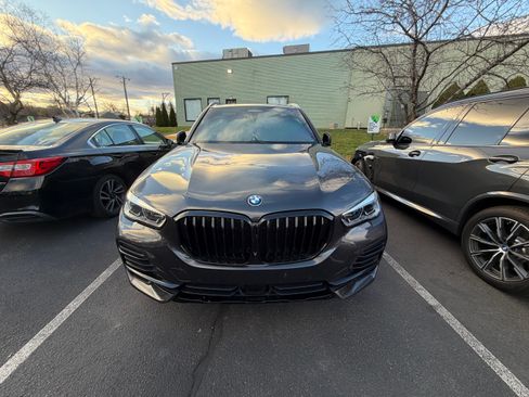 Used 2023 BMW X5 xDrive45e w/ Executive Package image 2