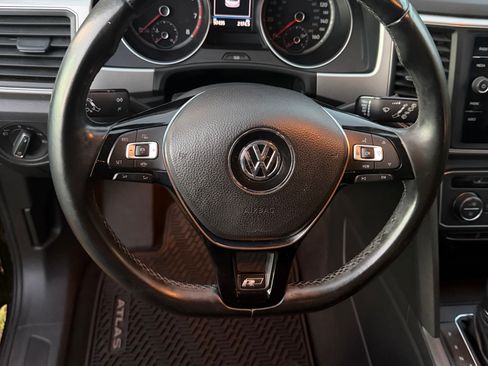 Used 2019 Volkswagen Atlas SE FWD image 4