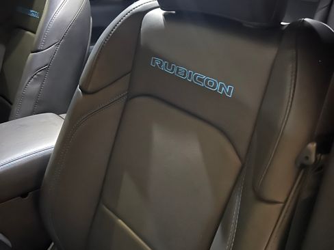 Used 2024 Jeep Wrangler Unlimited Rubicon 4xe image 6