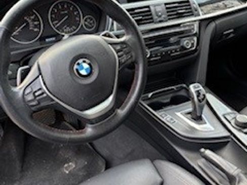 Used 2018 BMW 330i xDrive Sedan image 18