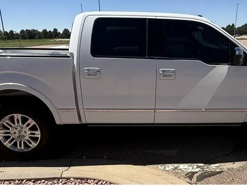 Used 2009 Ford F150 Platinum image 2