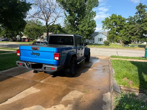 Used 2020 Jeep Gladiator Sport w/ Quick Order Package 24S AWD/4WD image 8