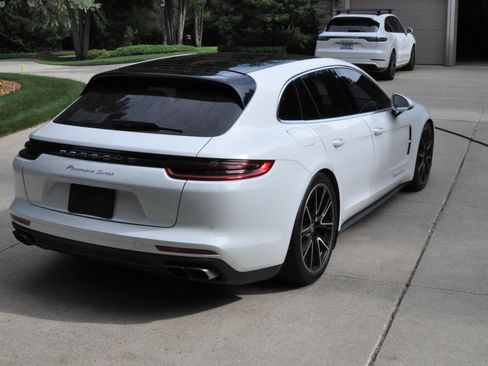 Used 2018 Porsche Panamera Turbo Sport Turismo AWD/4WD image 6