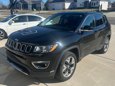 Used 2020 Jeep Compass Limited image 11