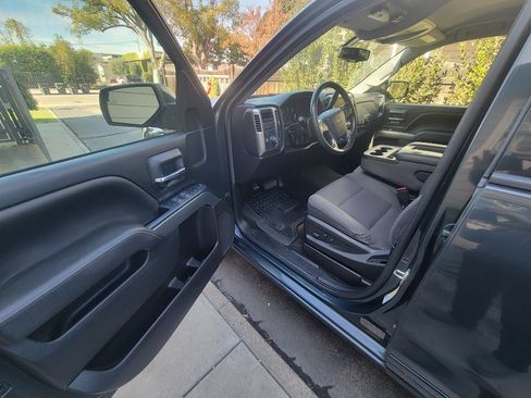 Used 2017 Chevrolet Silverado 1500 LT w/ All Star Edition image 22