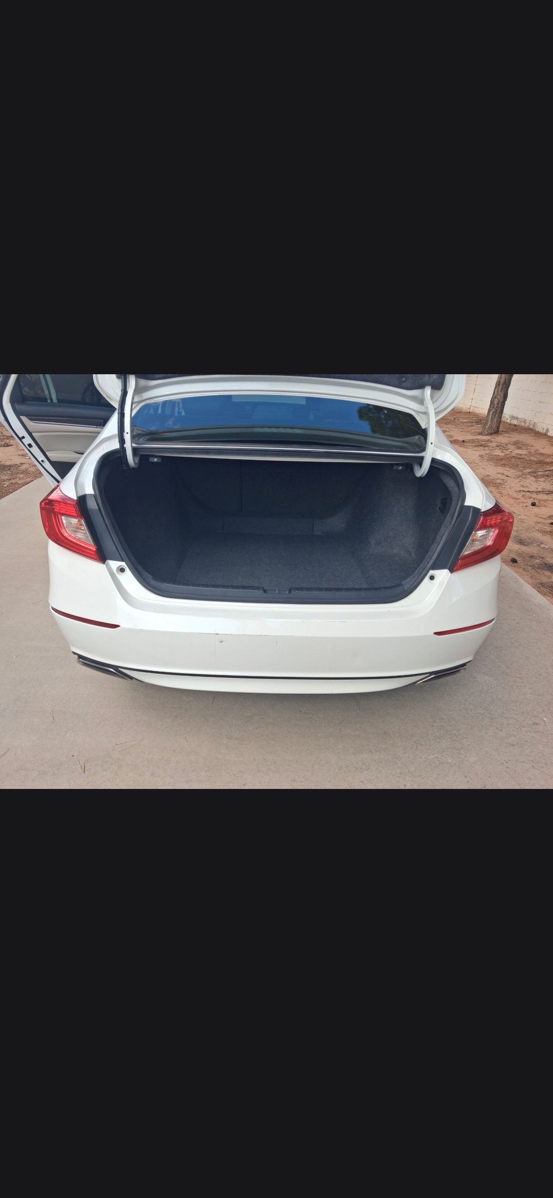 Used 2018 Honda Accord EX-L image 6