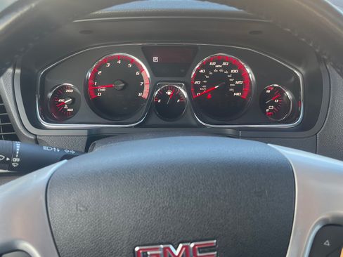 Used 2016 GMC Acadia SLT image 9