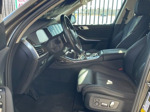 Used 2021 BMW X7 xDrive40i AWD/4WD image 15