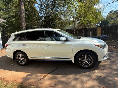 Used 2017 INFINITI QX60 AWD w/ Premium Plus Package
