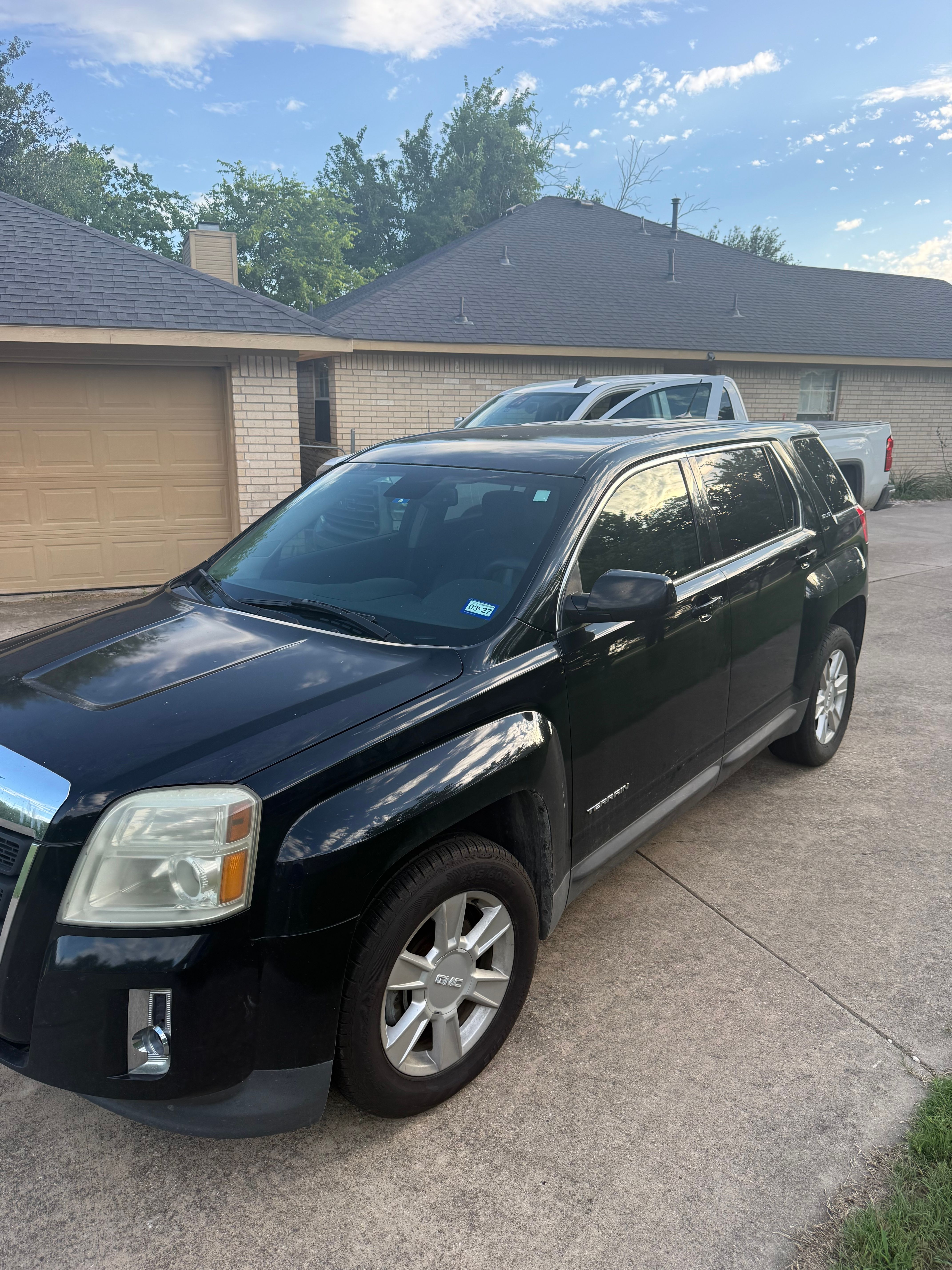 Used 2013 GMC Terrain SLE FWD image 2