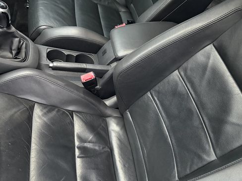 Used 2012 Volkswagen Golf 4-Door image 19